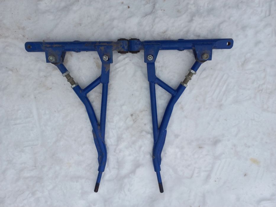 Продам треугольник рычаг лада ваз