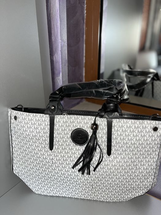 Дамски чанти (разгледай снимките)