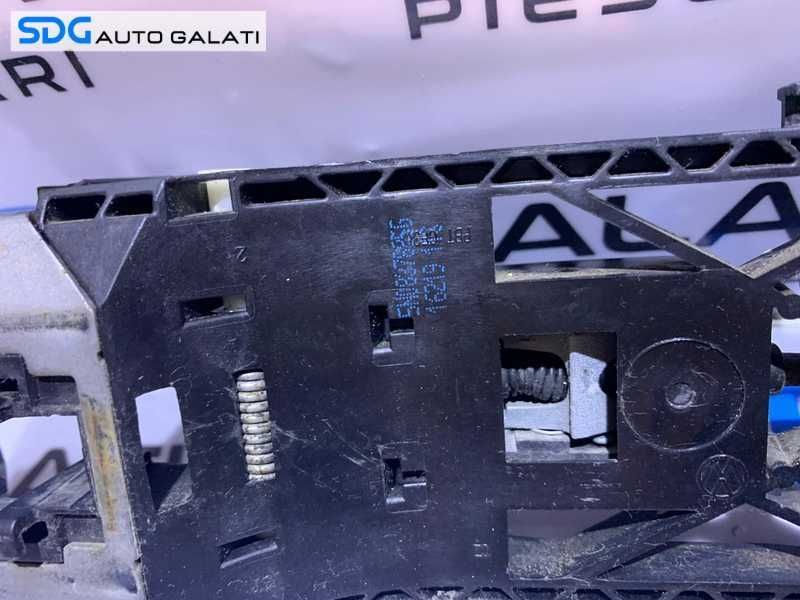 Suport Maner Interior cu Sufa Usa Portiera Dreapta Fata VW Golf 6 2008 - 2014 Cod 5N0837885G