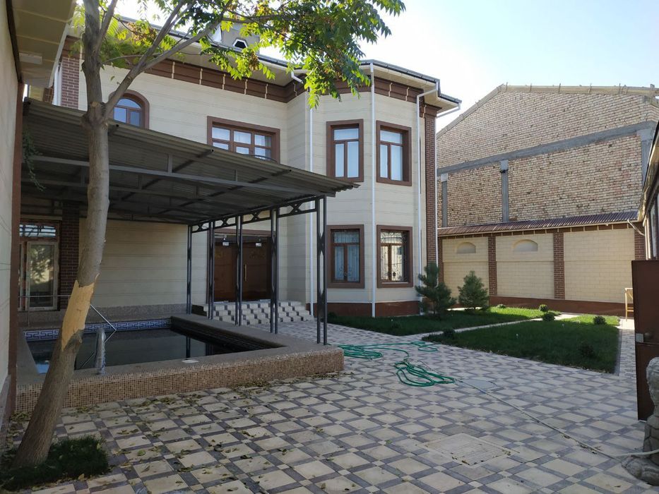 Продам дом  в Мирзо Улугбекском районе.