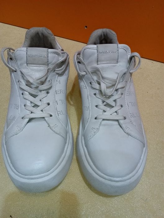 Karl Lagerfeld кожени N 37 - 55 лв