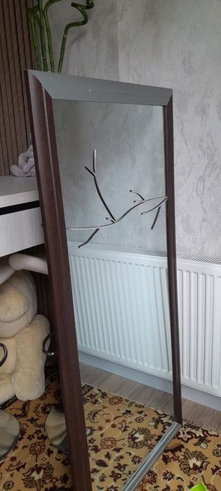 Зеркало на стену в рамке