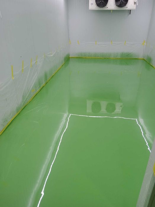 Полимерный промышленный пол для холодильных камер.