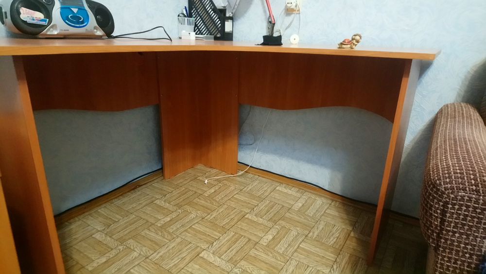 Стол рабочий, угловой