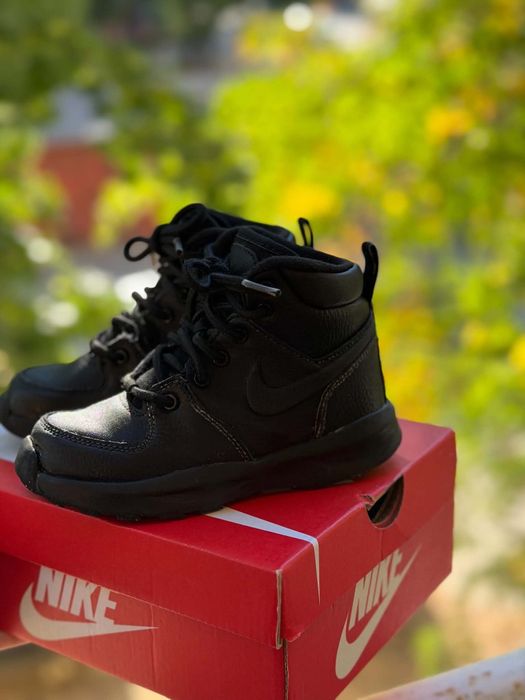 Детски боти Nike Manoa (27.5)(Стелка:18.5см.)