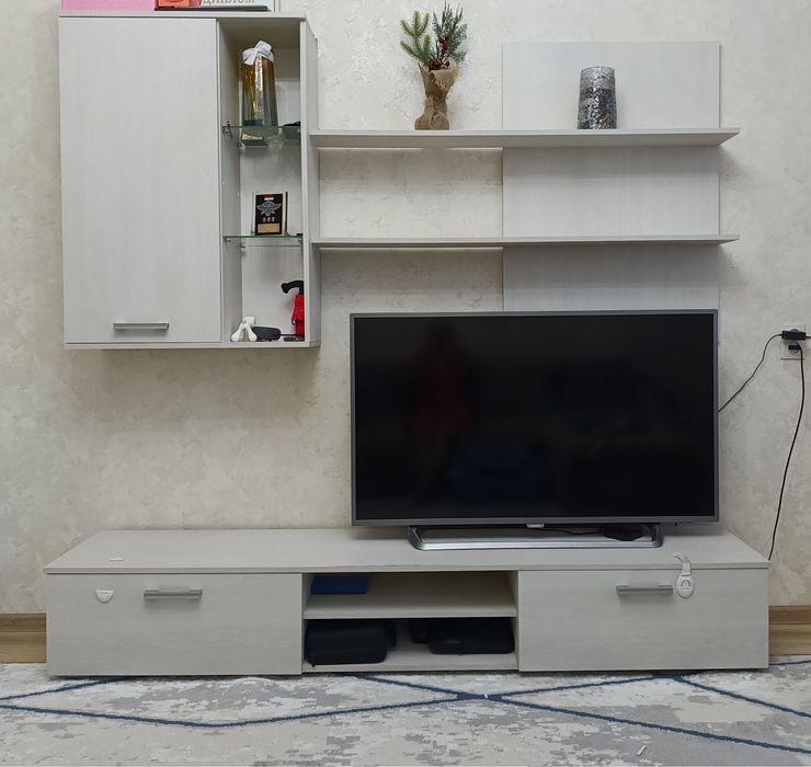 Срочно продам тв зону