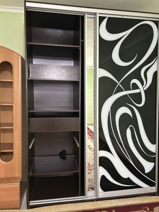 Продается шкаф-купе