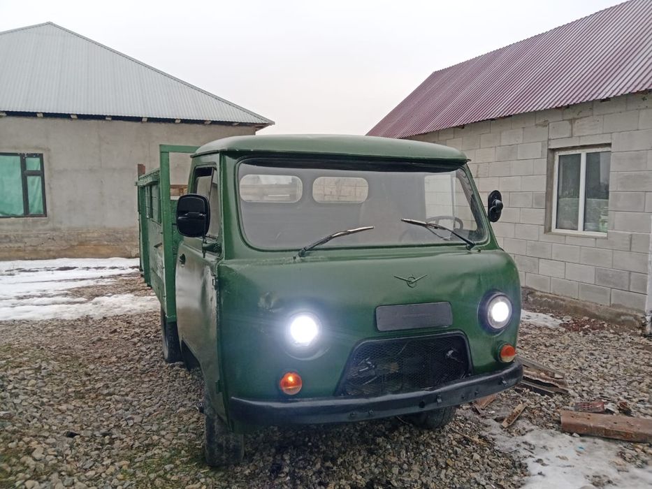 Продам Уазик Бортовой