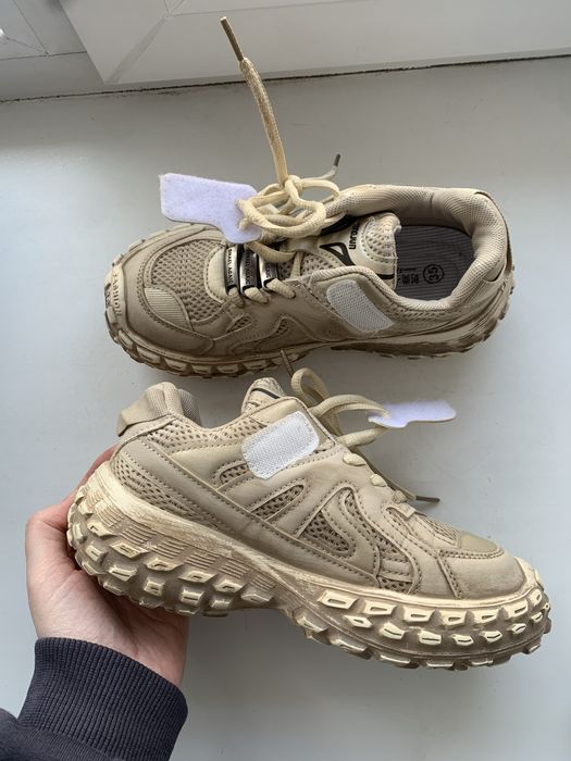 Детские кроссовки