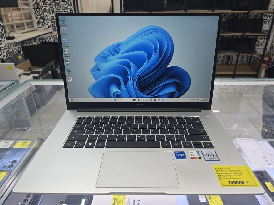 Ноутбук Huawei core i5 1135g7 озу 8gb ssd256gb рассрочка Реал ломбард