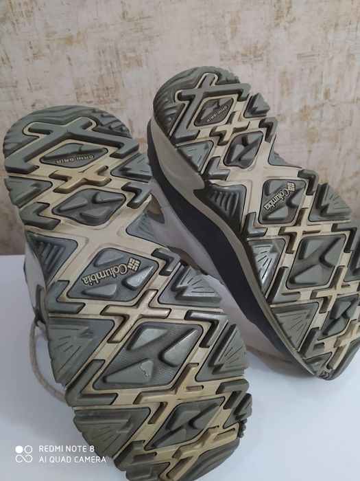 Продам зимнюю обувь columbia