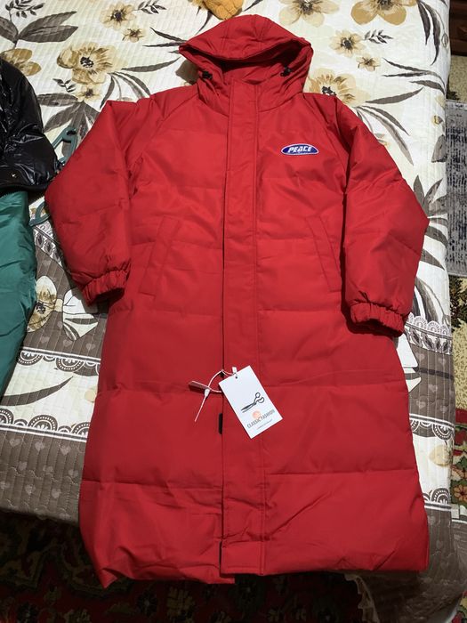 Зимние Тёплые куртки Можно мужчинам и женшинам одевать С бирками