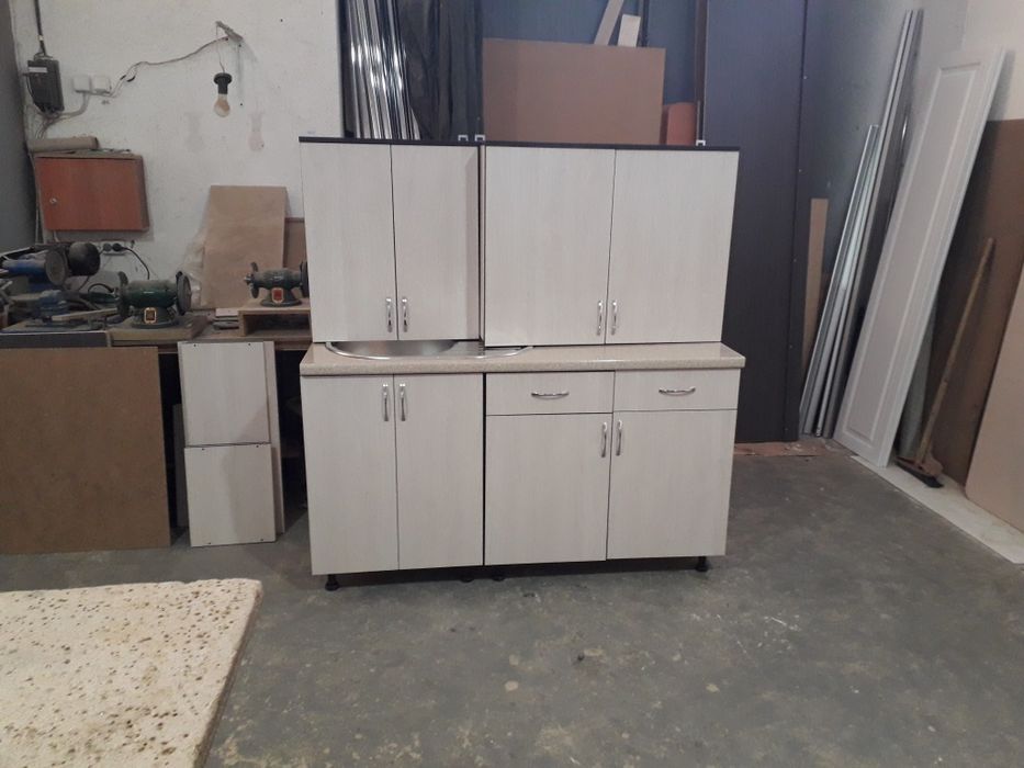 Продам кухни новые!