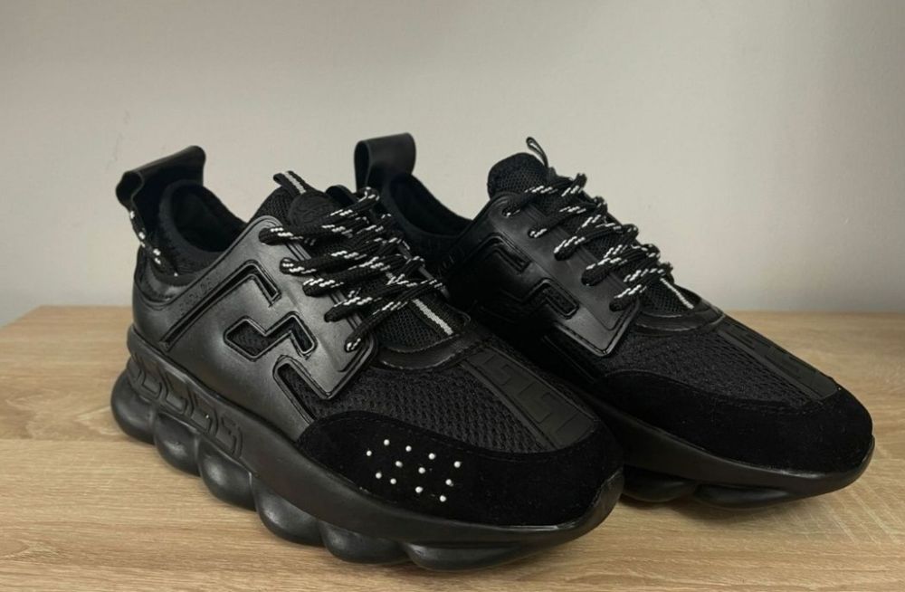STOC LIMITATI!! Adidasi / Sneakers Versace Chain Reaction Negru Marimi 36-44 Unisex