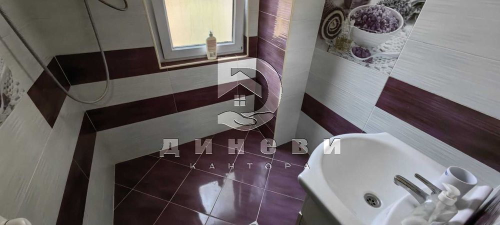 Продава се Четиристаен апартамент в Стара Загора, Опълченски - 89 кв.м за 1551 €/кв.м - Снимка #15