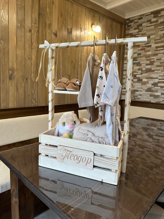 Бебешко гардеробче за изписване, кръщене и др.