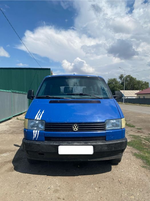Volkswagen T-4 каравелла