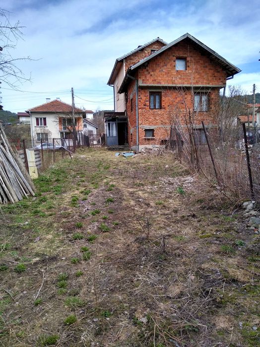 Продава се Къща в с. Бели Искър, Област София-област - 111 кв.м за 541 €/кв.м - Снимка #1