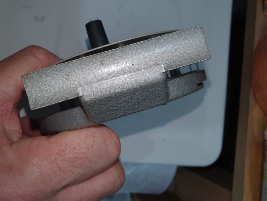 Челнок для плетения косынок,пауков,сетей