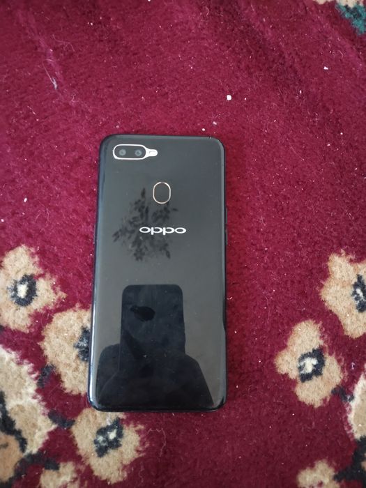 Оппо А5 хорошом состаяний