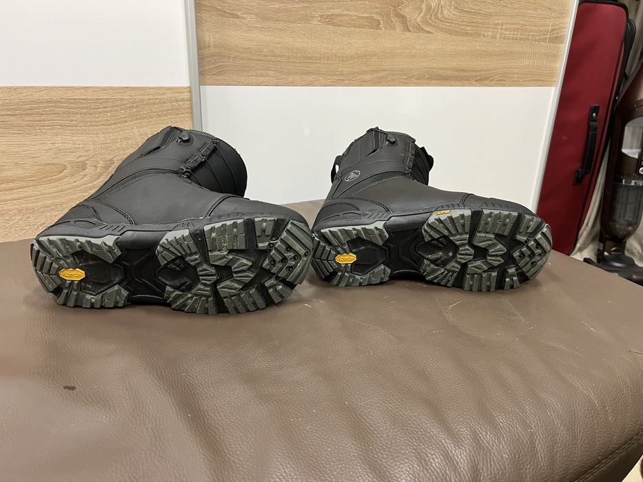 Burton Tourist Vibram 42,5 Сноуборд Обувки