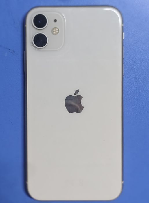 iPhone 11  айфон 11 белый