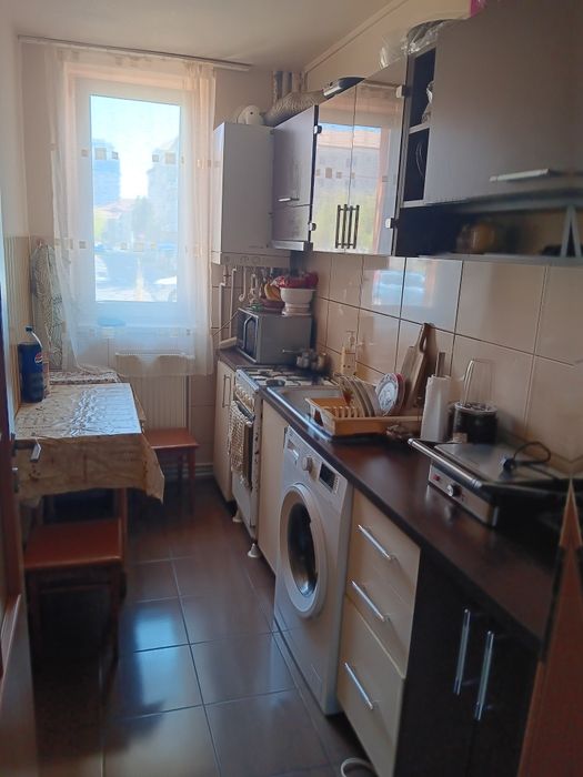 Schimb apartament 2 camere  cu altul mai mare sau casa