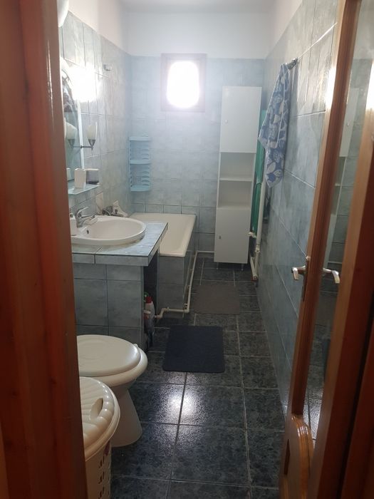 Închiriez apartament 2 camere