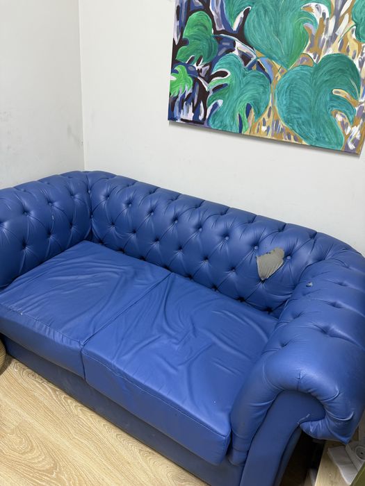 Продам диван срочно