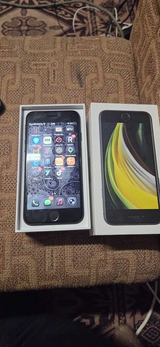 Apple I phone SE 2020