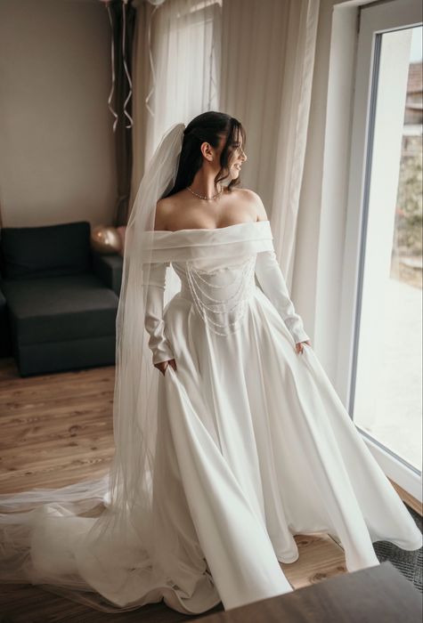 Vand rochie de mireasa