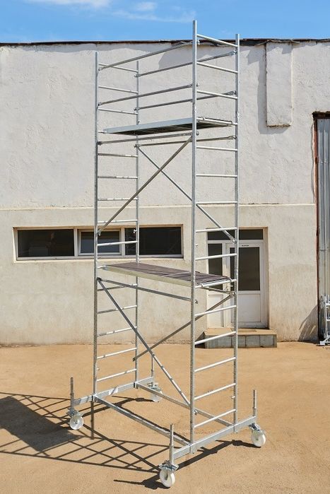 Schela mobila de inchiriat