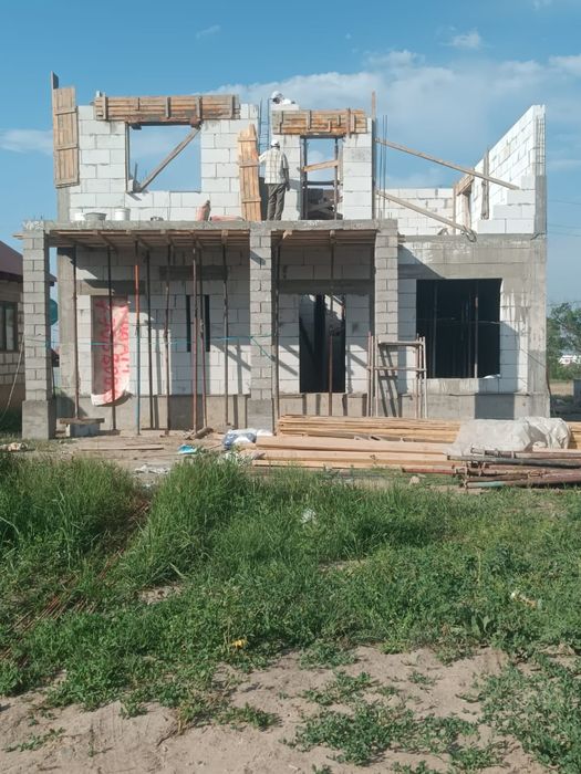 Недостроенный дом