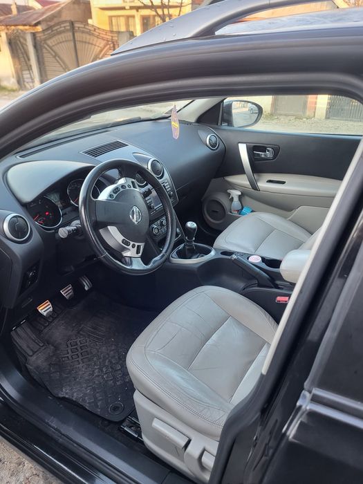 Vind auto Nisan Qasqai