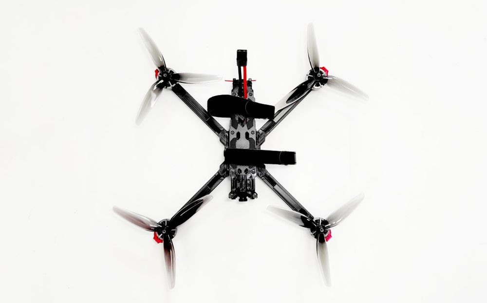 Axysflying Manta 5 фпв квадрокоптер