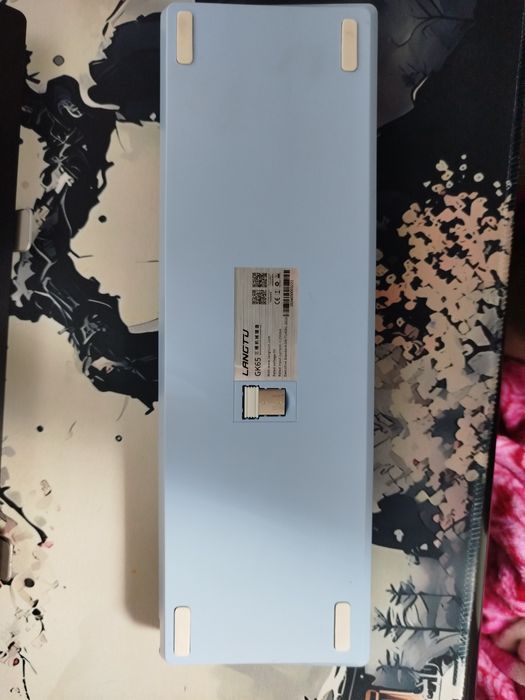 Продам клавиатуру: LANGTU GK65