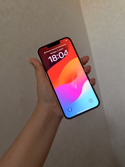 Продаю Iphone 13 , в белом цвете