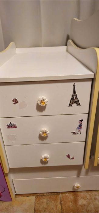 Бебешко креватче 3 в 1 с чекмеджета