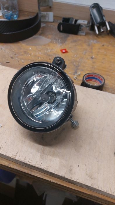 Противотуманные фары Pajero 4 оргинал