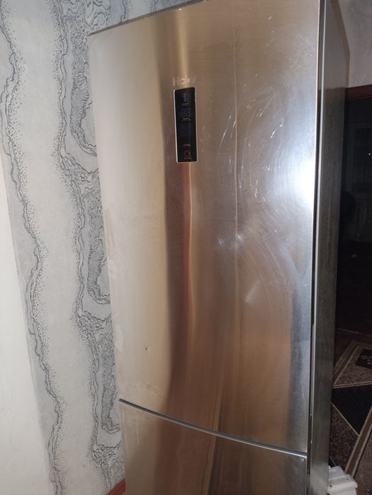 Холодильник Haier,