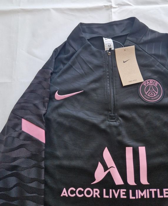 Compleu Nike - Marimi diverse - Negru/Roz