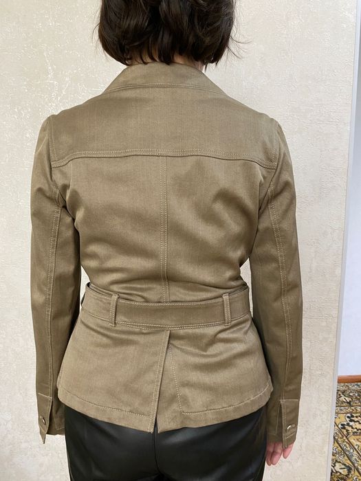 Женская одежда  Ветровка куртка