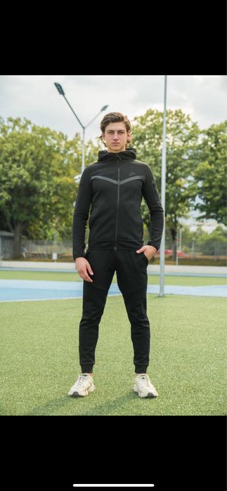 Nike Tech Fleece 10 цвята