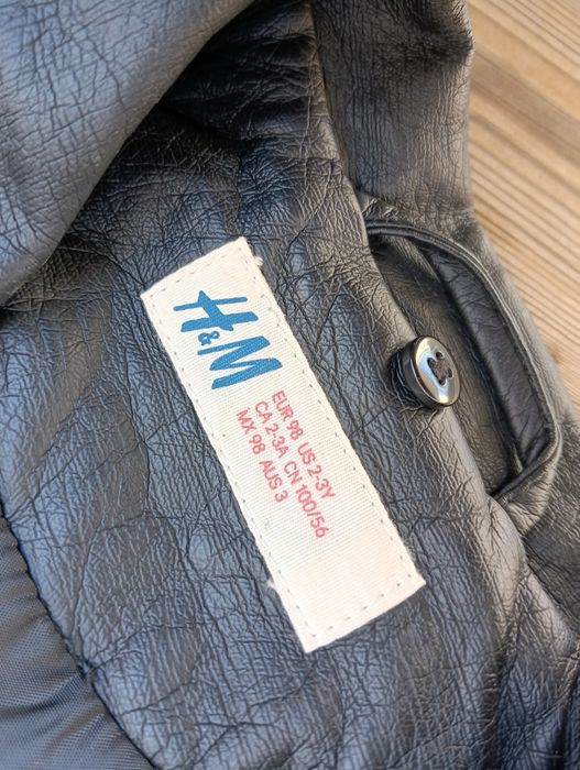 Куртка косуха H&M на 2-3 годика