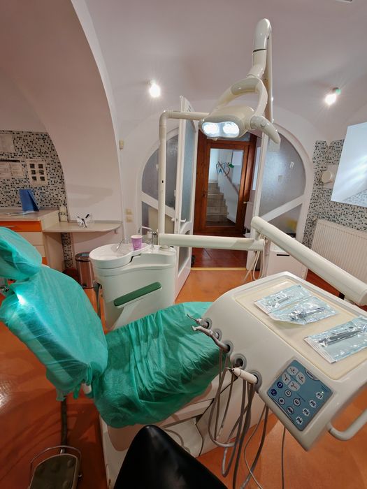 Unit dentar (scaun stomatologic)