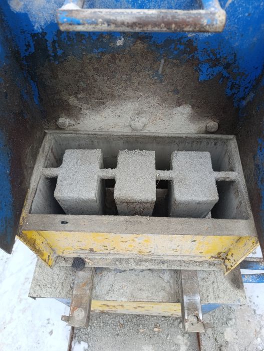 Вибропресс пескоблока