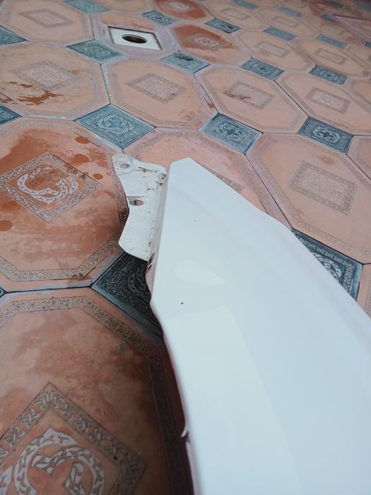 Hexa 3 Кирило Левий радной вакуум киладиган жойчаси бор 150$ келишамиз