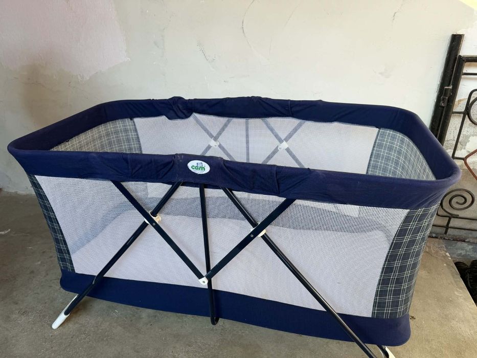 Vând cărucioare pentru copii