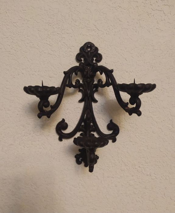 Настенный подсвечник конделябр.