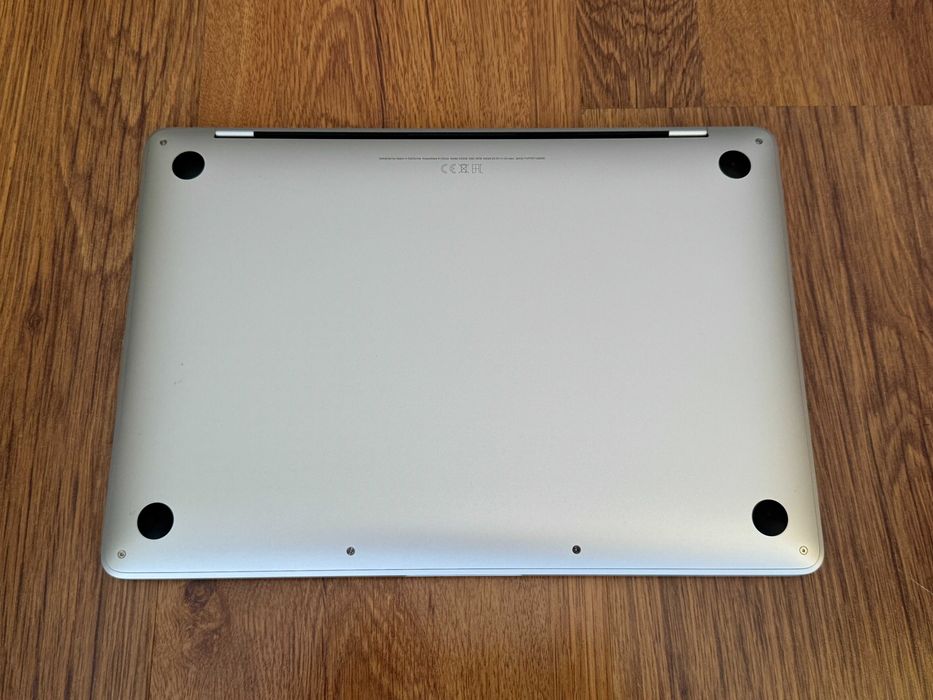 13.3' Apple MacBook Pro M1 2020 Silver 16GB RAM/256 GB SSD/Батерия 14ч